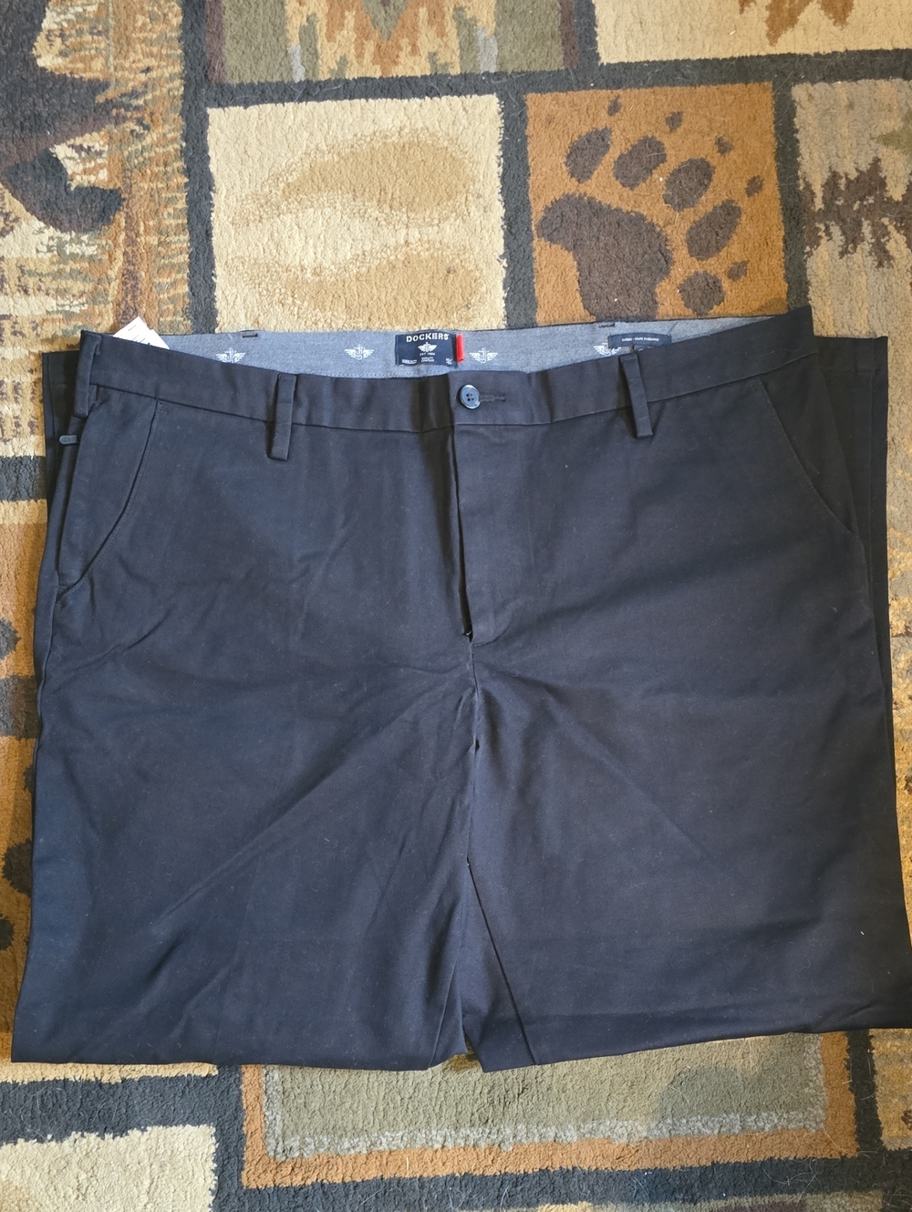 Dockers Men's Black Flat Front Chino Shorts